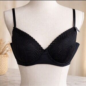 NWT Nautica Intimates Womens Bra Size 38C Black Lace Underwire Adjustable Straps